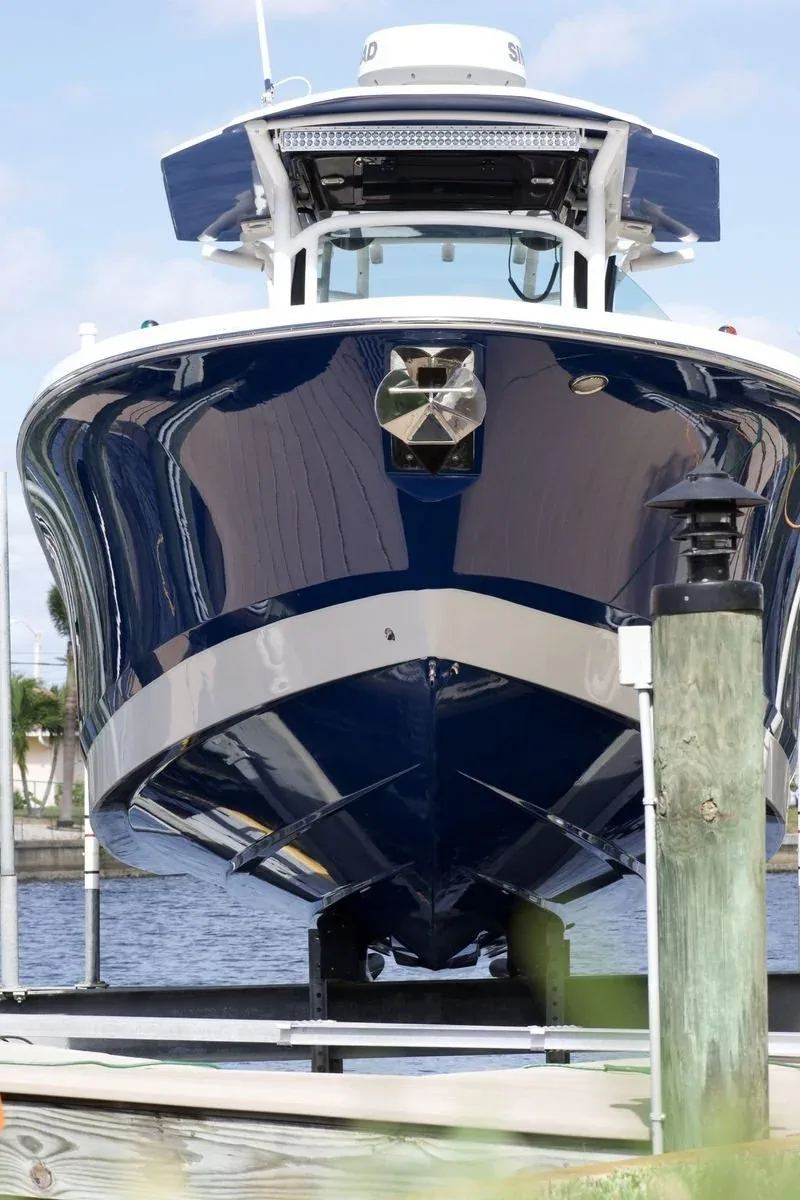 Deep gloss navy hull after paint